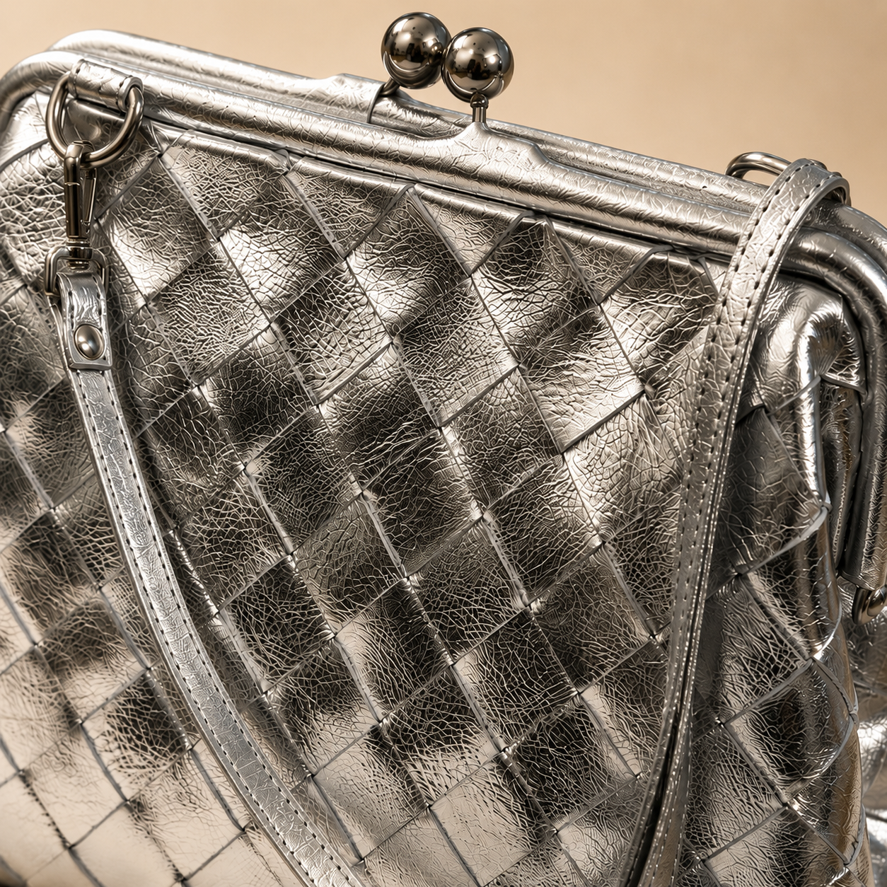 Luna Silver Weave Bag